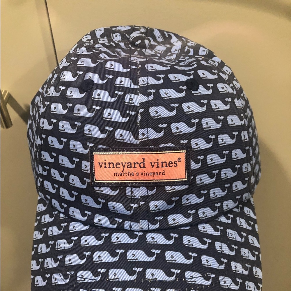 Vineyard vines hat
